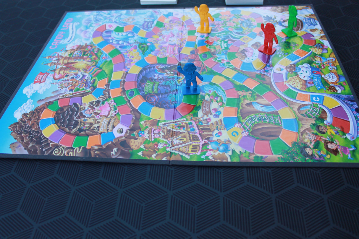 Gray Matter Gaming Gaming Mat 36x36 Geometric Pattern Mat 36" x 36" with Bag | Board Game Puzzle Mat