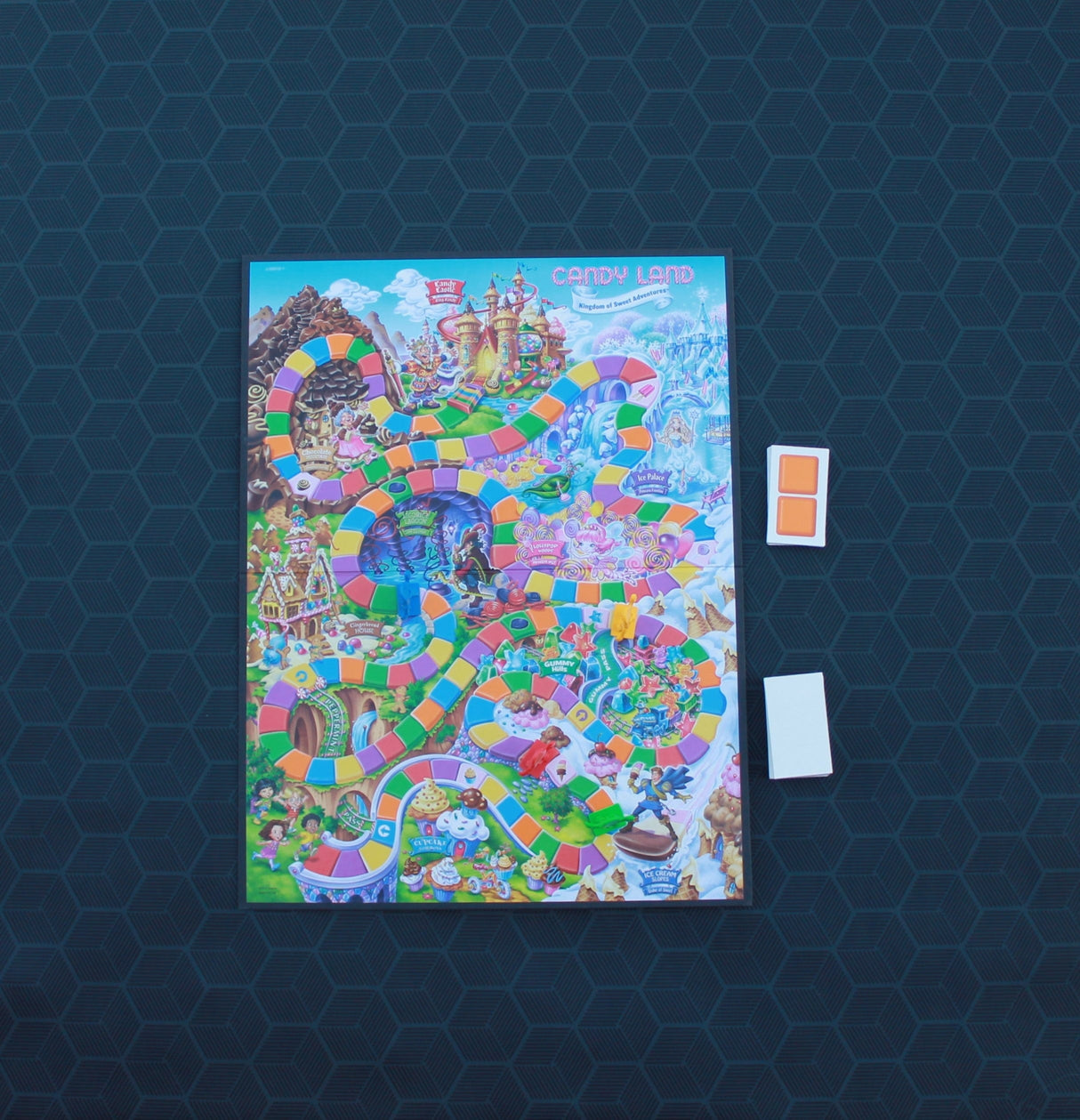 Gray Matter Gaming Gaming Mat 36x36 Geometric Pattern Mat 36" x 36" with Bag | Board Game Puzzle Mat