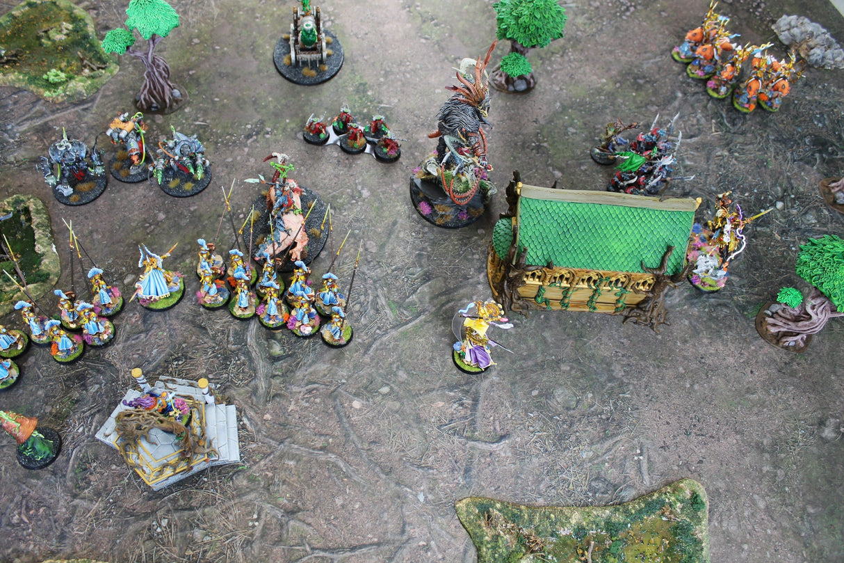 Gray Matter Gaming Gaming Mat Deep Forest - Neoprene Battle Mat with Bag