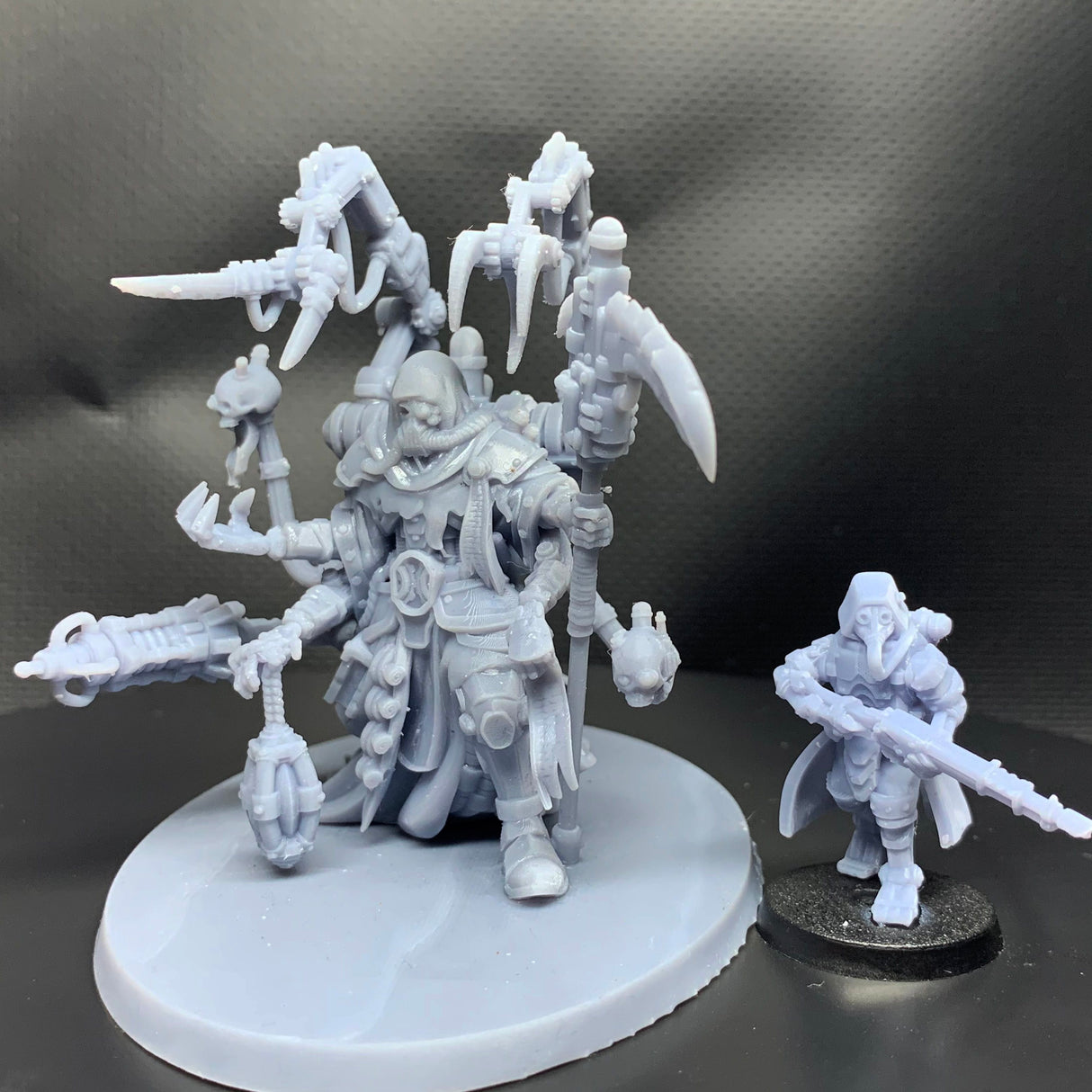 Tabletop Terrain Miniature Scavenger Seeker