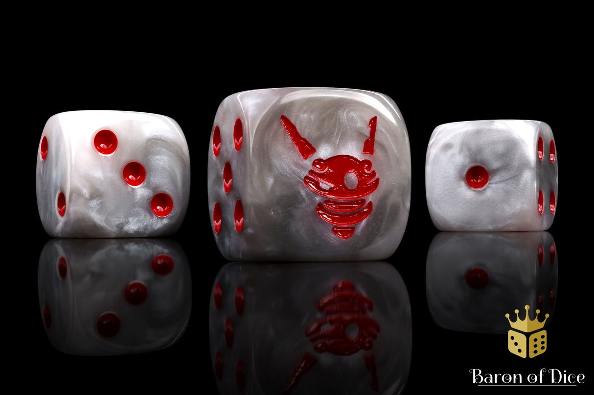 Drone, White 16mm Dice