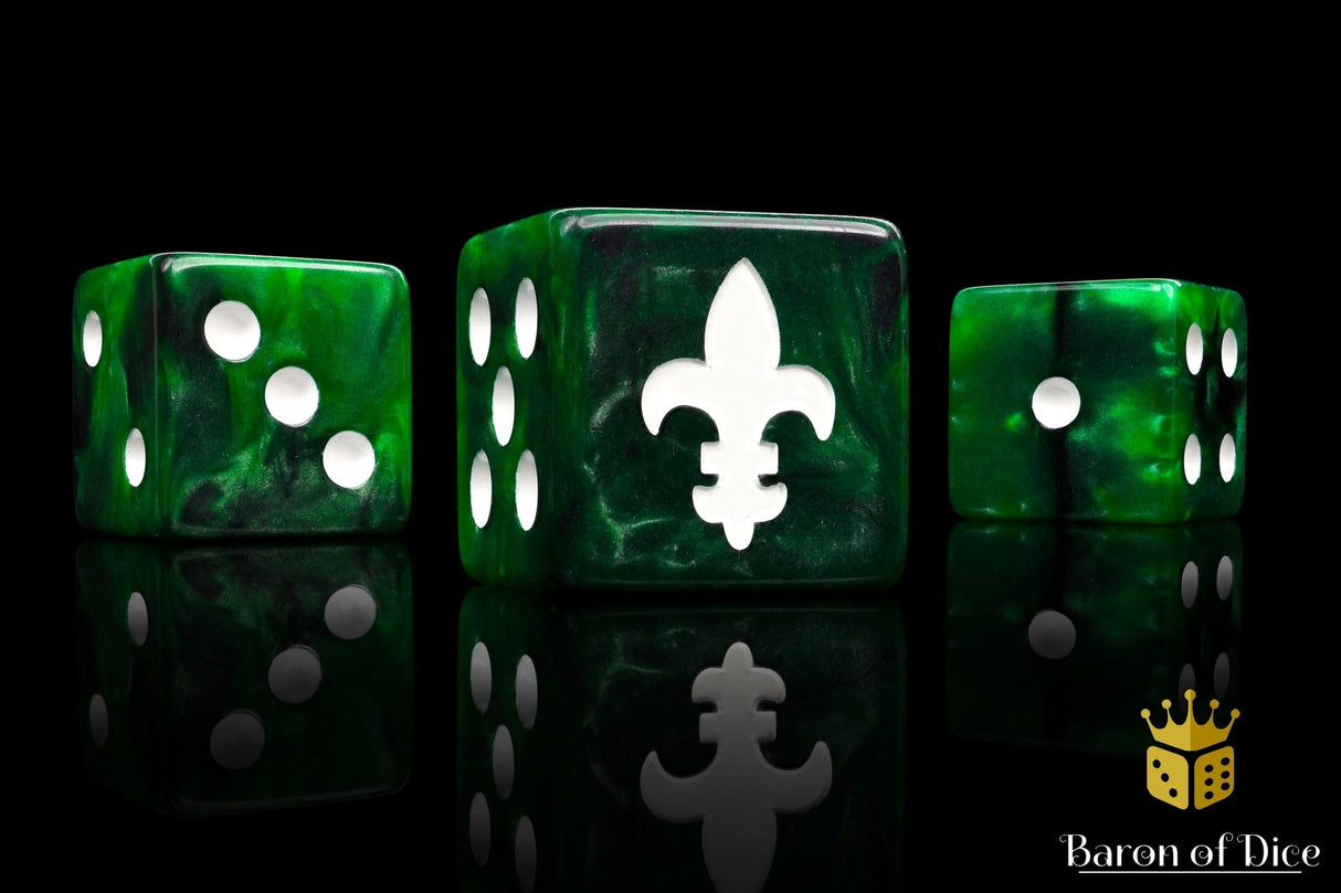 BaronOfDice Dice x25 Dice / Square Corner Fleur De Lis Green 16mm Dice