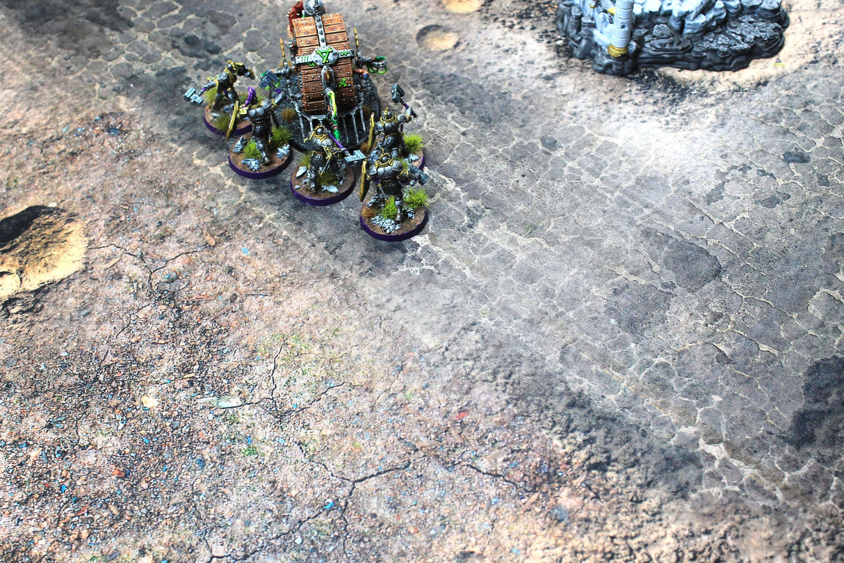 Gray Matter Gaming Gaming Mat Blasted Battlefield - Neoprene Battle Mat with Bag