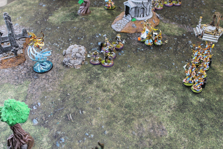 Gray Matter Gaming Gaming Mat Field of Battle - Neoprene Battle Mat with Bag