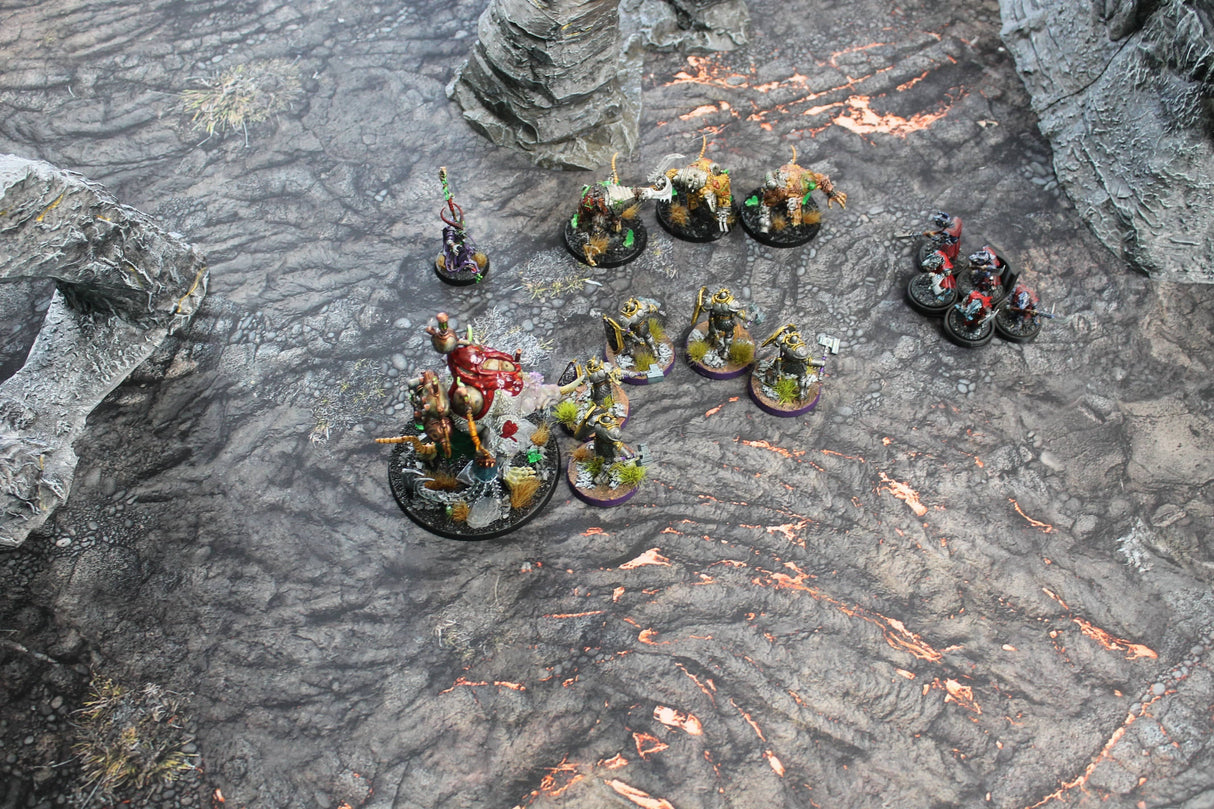 Gray Matter Gaming Gaming Mat Lava Flows - Neoprene Battle Mat with Bag