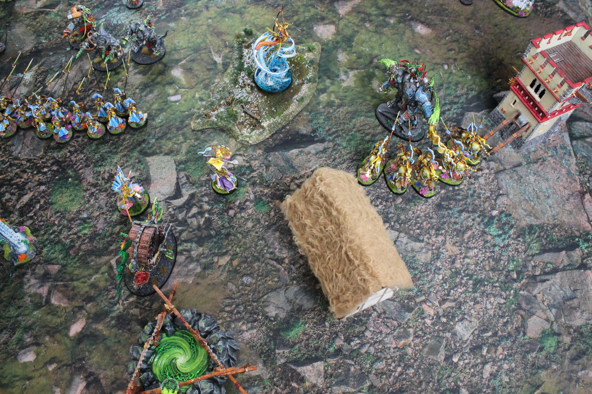 Gray Matter Gaming Gaming Mat Rocky Highlands - Neoprene Battle Mat with Bag