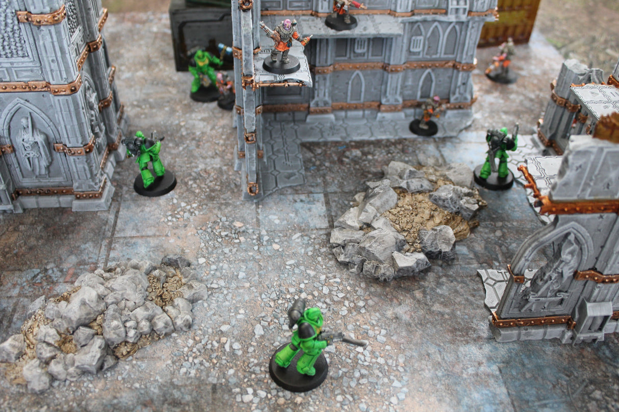 Gray Matter Gaming Gaming Mat Urban Ruins - Neoprene Battle Mat with Bag