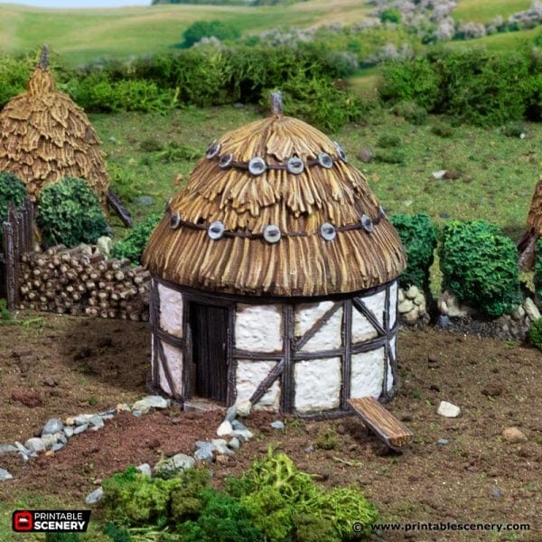 Tabletop Terrain Building Small Round House - Country & King - Fantasy Historical Building Tabletop Terrain