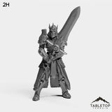 Tabletop Terrain Miniature 2H Highland Warrior Female