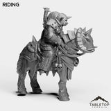 Tabletop Terrain Miniature DK Minotaur Female