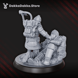 Tabletop Terrain Miniature Dramatic pose Medic