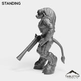 Tabletop Terrain Miniature Minotaur Hunter Starter Female