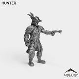 Tabletop Terrain Miniature Sailor Heritage Hunter Female