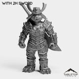 Tabletop Terrain Miniature With 2h sword Panda Heavy Female